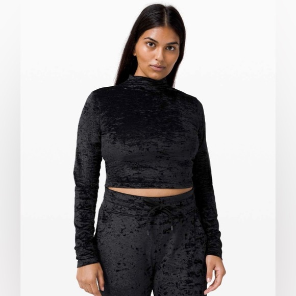RARE NWOT 🔥 Lululemon All Aligned Mock Neck Long Sleeve *Crushed Velvet Black - Picture 1 of 8
